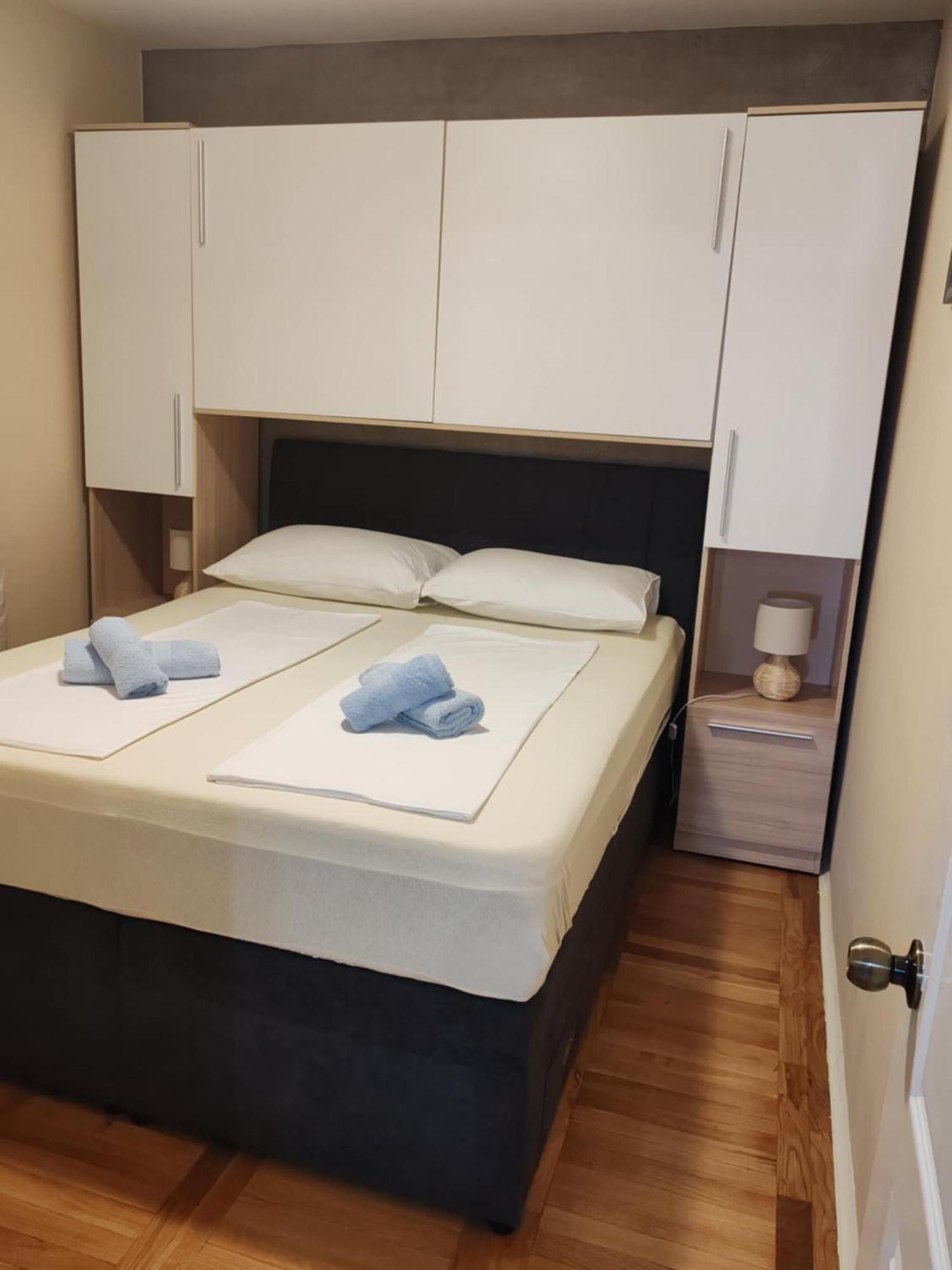 Apartments Bosana XIV Biograd Na Moru Buitenkant foto